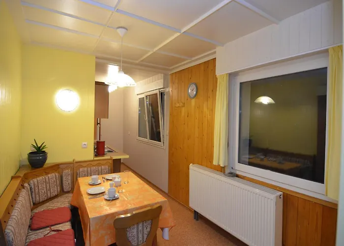 Ferienhaus, * ורניגרוד