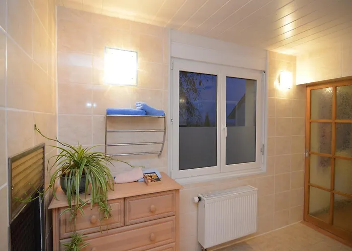 Ferienhaus, * ורניגרוד